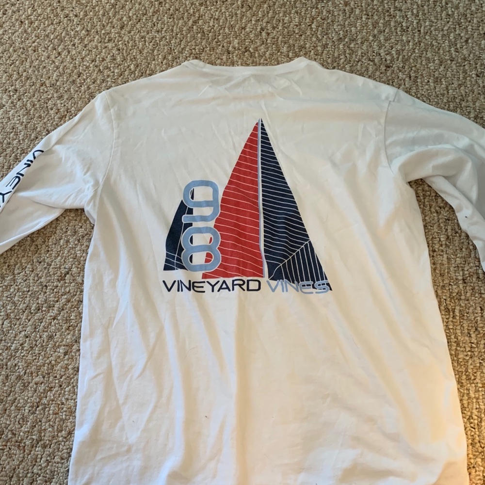 Vineyard Vines long sleeve tshirt